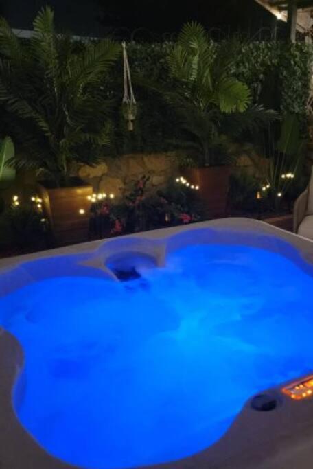 The Ritz Spa Sanctuary Hot Tub/Patio/Fam/Pet Las Cruces Eksteriør bilde