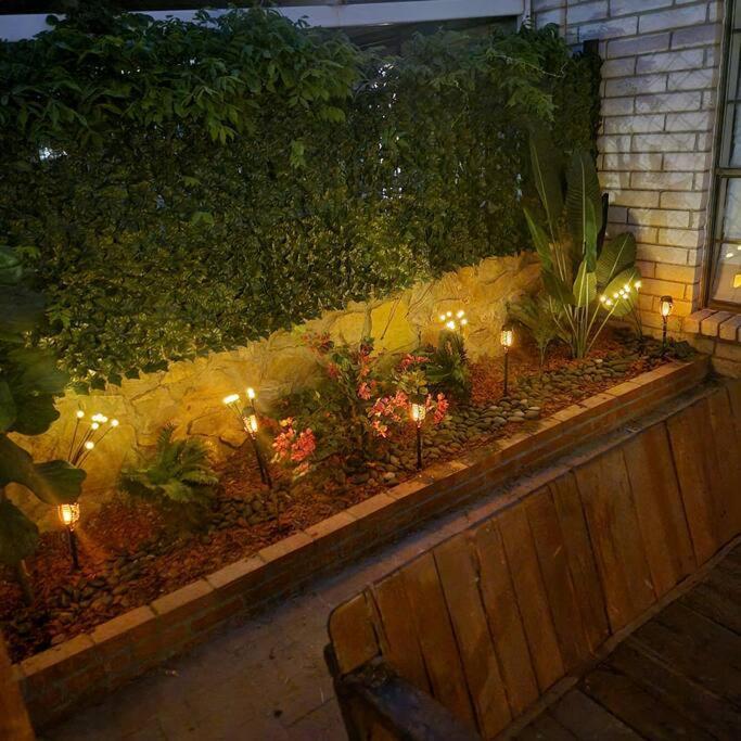 The Ritz Spa Sanctuary Hot Tub/Patio/Fam/Pet Las Cruces Eksteriør bilde